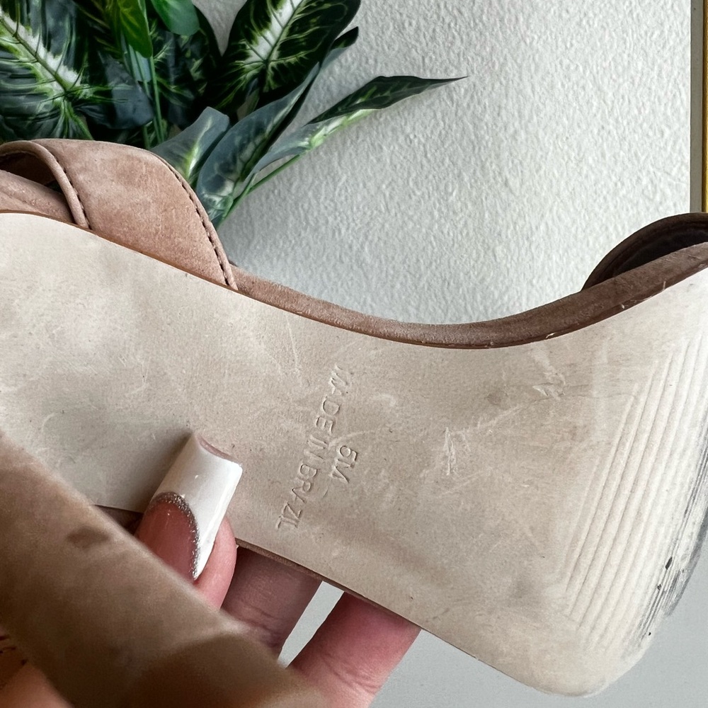 Steve Madden - Picture 2 of 3